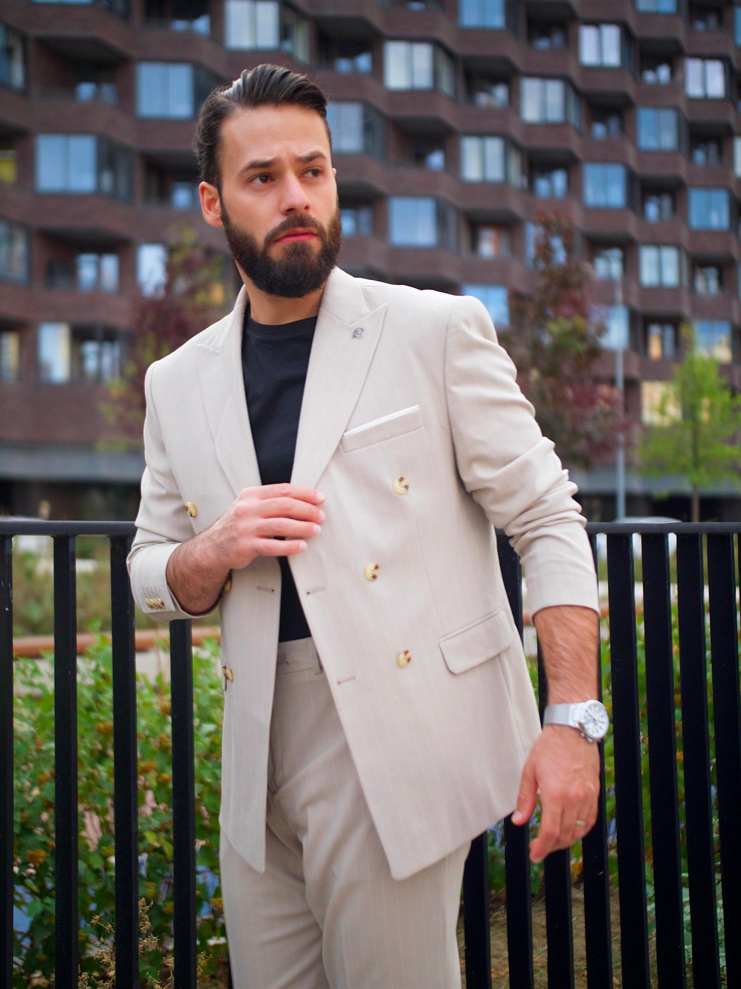 Suit Italian Cut Double Breasted SlimFit Cream Striped SD41034
