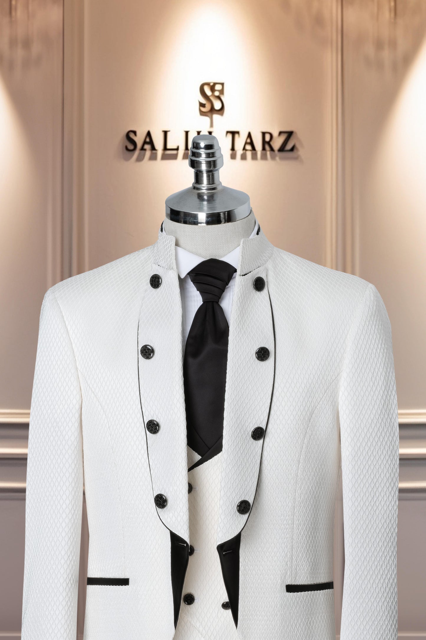 Groom's Suit Italian Cut Slim Fit Patterned White SD41094