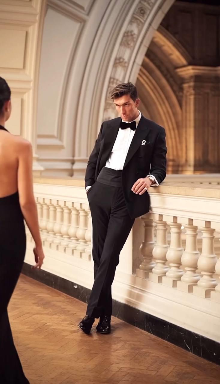 Groom's Suit Italian Cut Slim Fit Black SD41025
