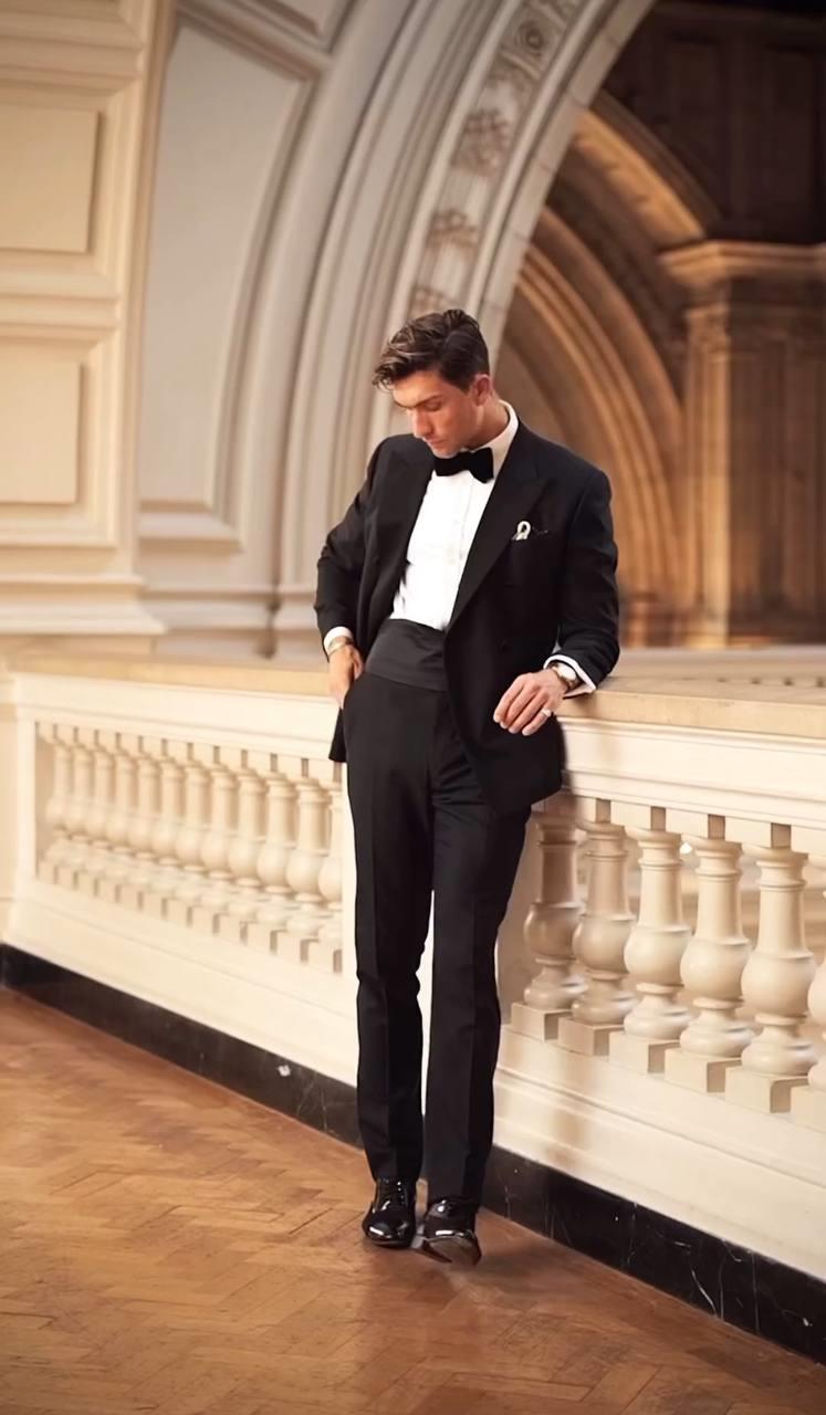 Groom's Suit Italian Cut Slim Fit Black SD41025