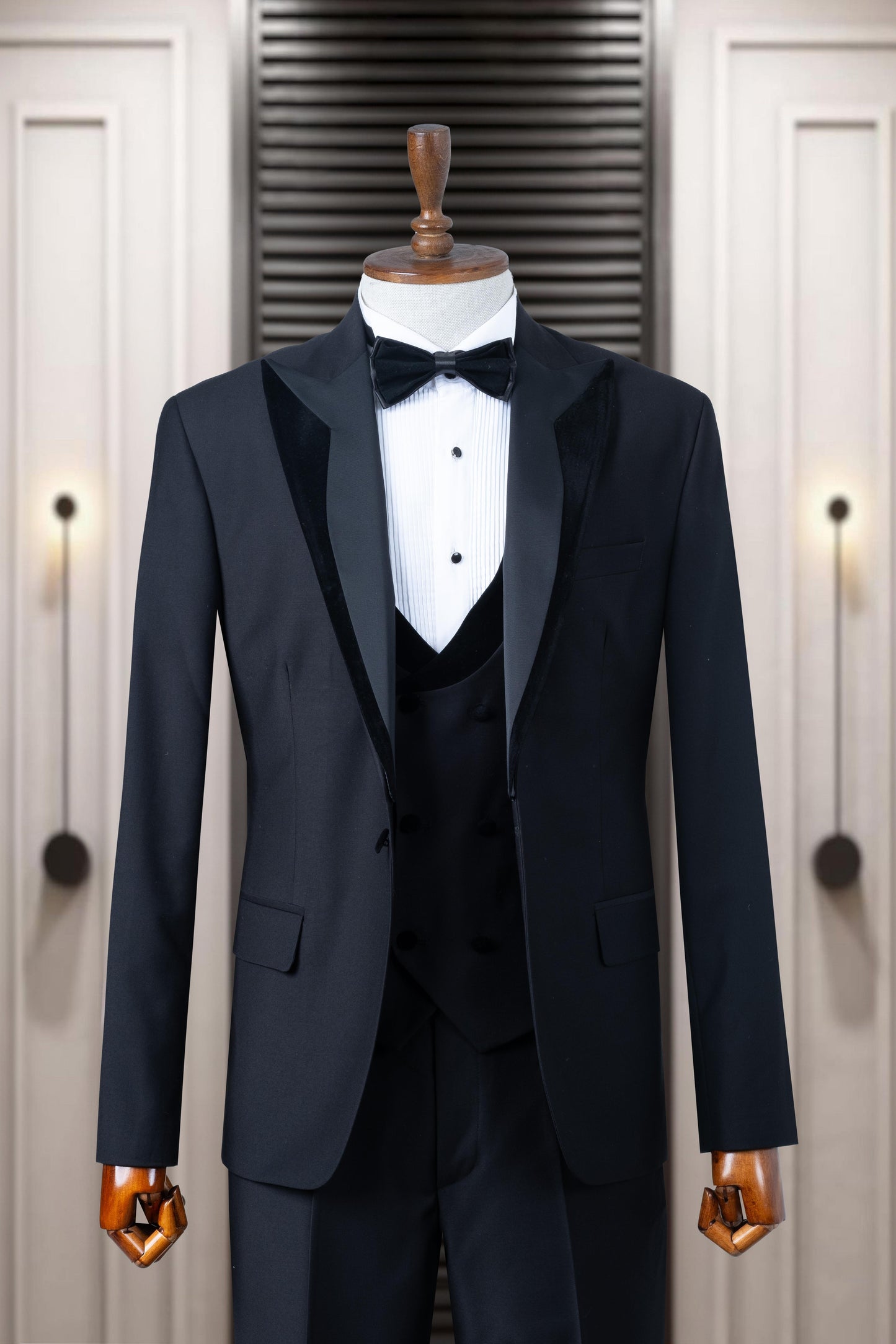 Groom Tuxedo Italian Cut Slim Fit Black SD3471