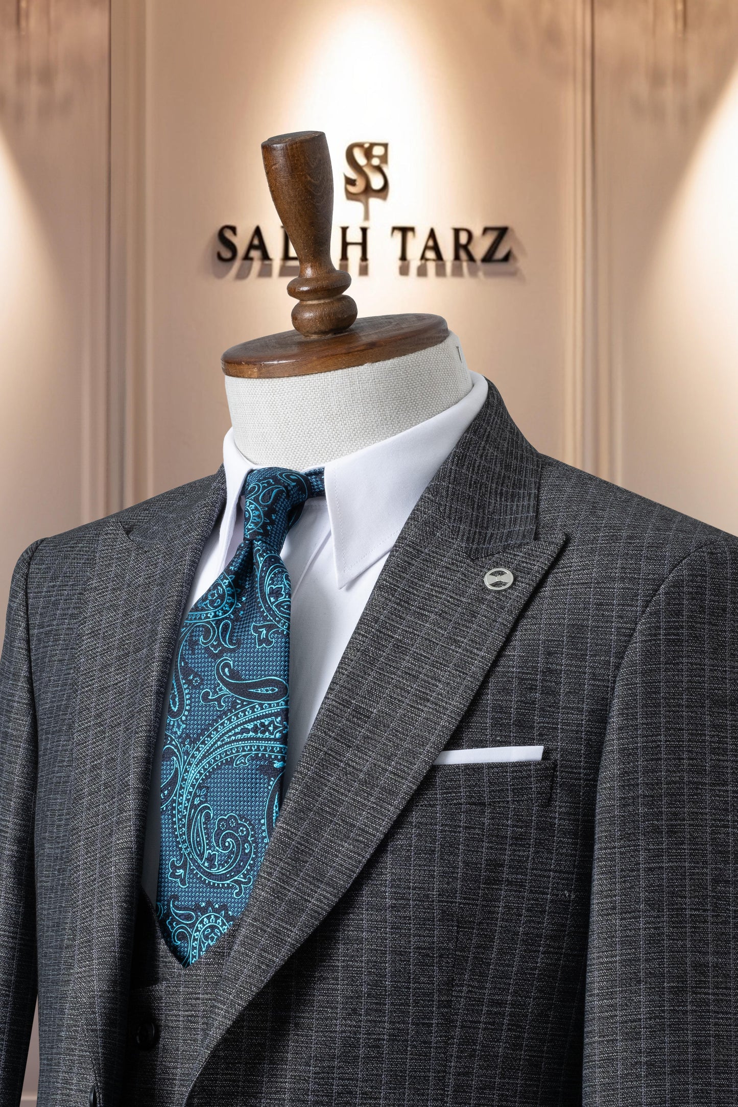 Suit Italian Cut with Vest SlimFit Laci SD41071