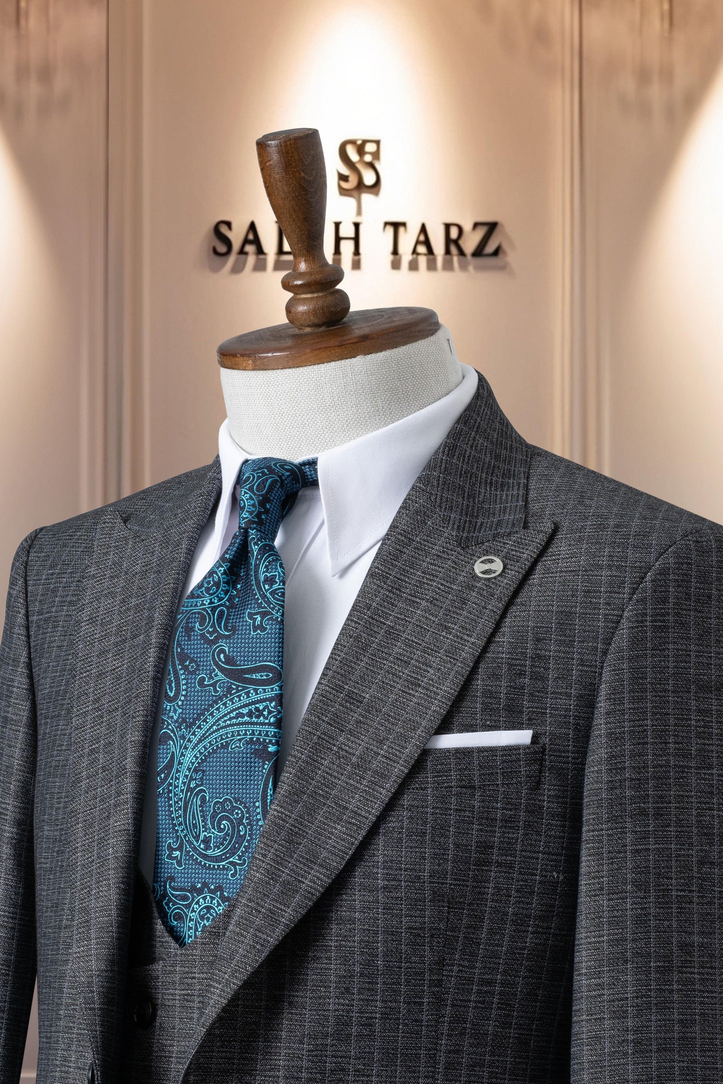 Suit Italian Cut with Vest SlimFit Laci SD41071